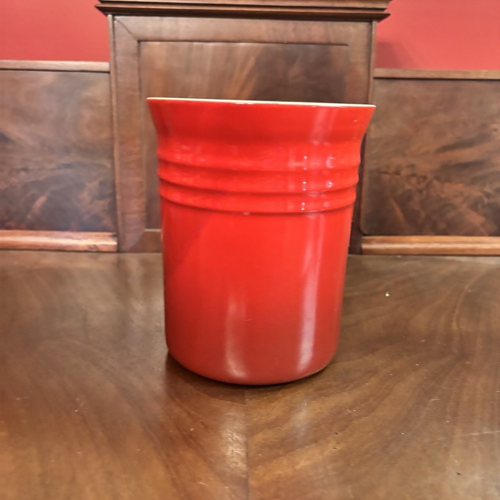 Le Creuset Red Stoneware Utensil Crock Holder 6" Kitchen Counter Canister - Picture 5 of 8